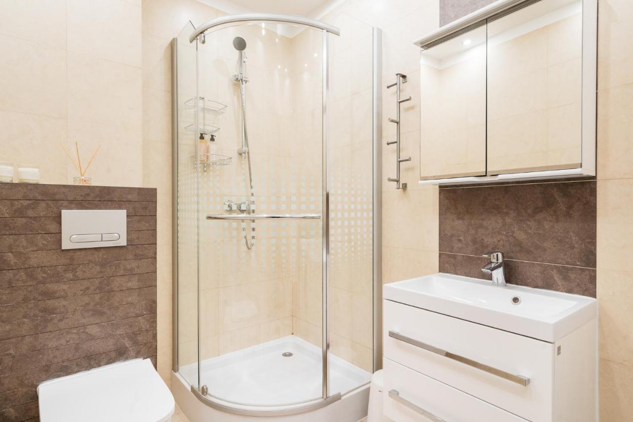 Downtown Apartment - Loftaffair Krasków Eksteriør bilde