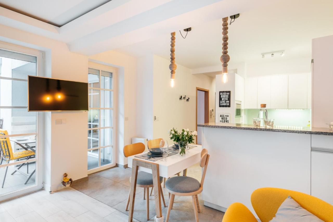 Downtown Apartment - Loftaffair Krasków Eksteriør bilde